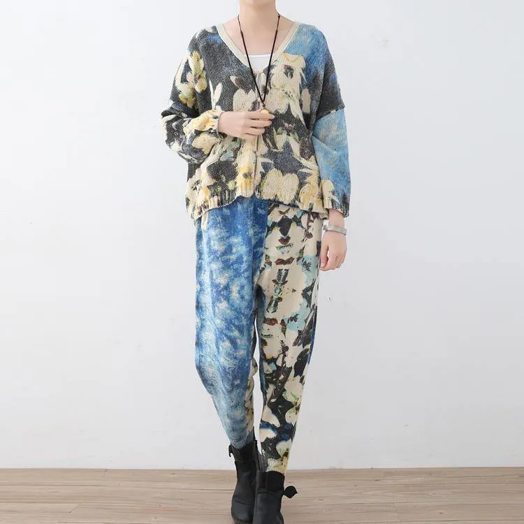 2018 new spring two pieces blue prints knit sweater and casual patchwork floral pants