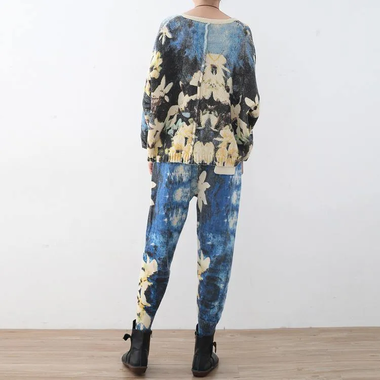 2018 new spring two pieces blue prints knit sweater and casual patchwork floral pants