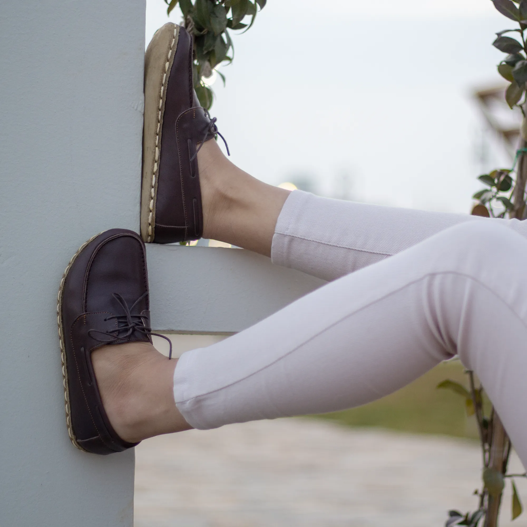 Bitter Brown Women's Leather Earthing Barefoot Shoes