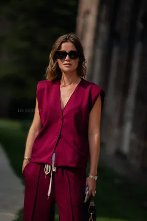 Drew sleeveless gilet burgundy