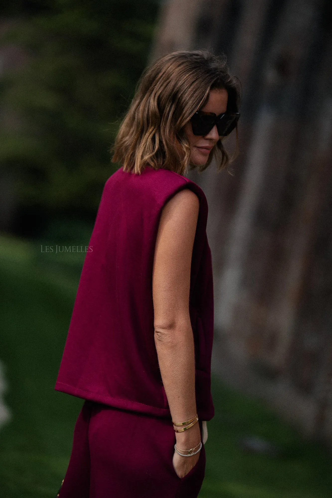 Drew sleeveless gilet burgundy