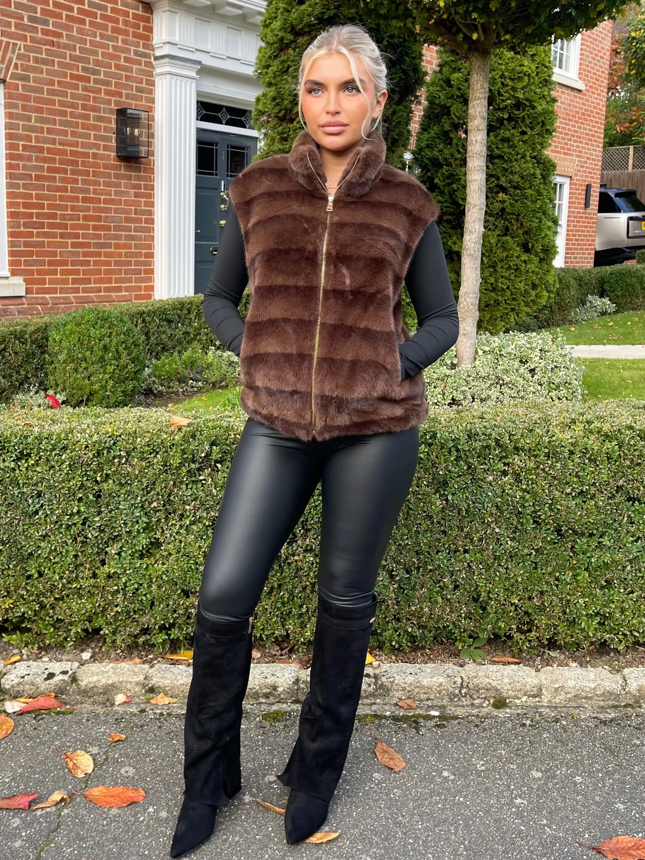 Elsa Brown/Black Gilet