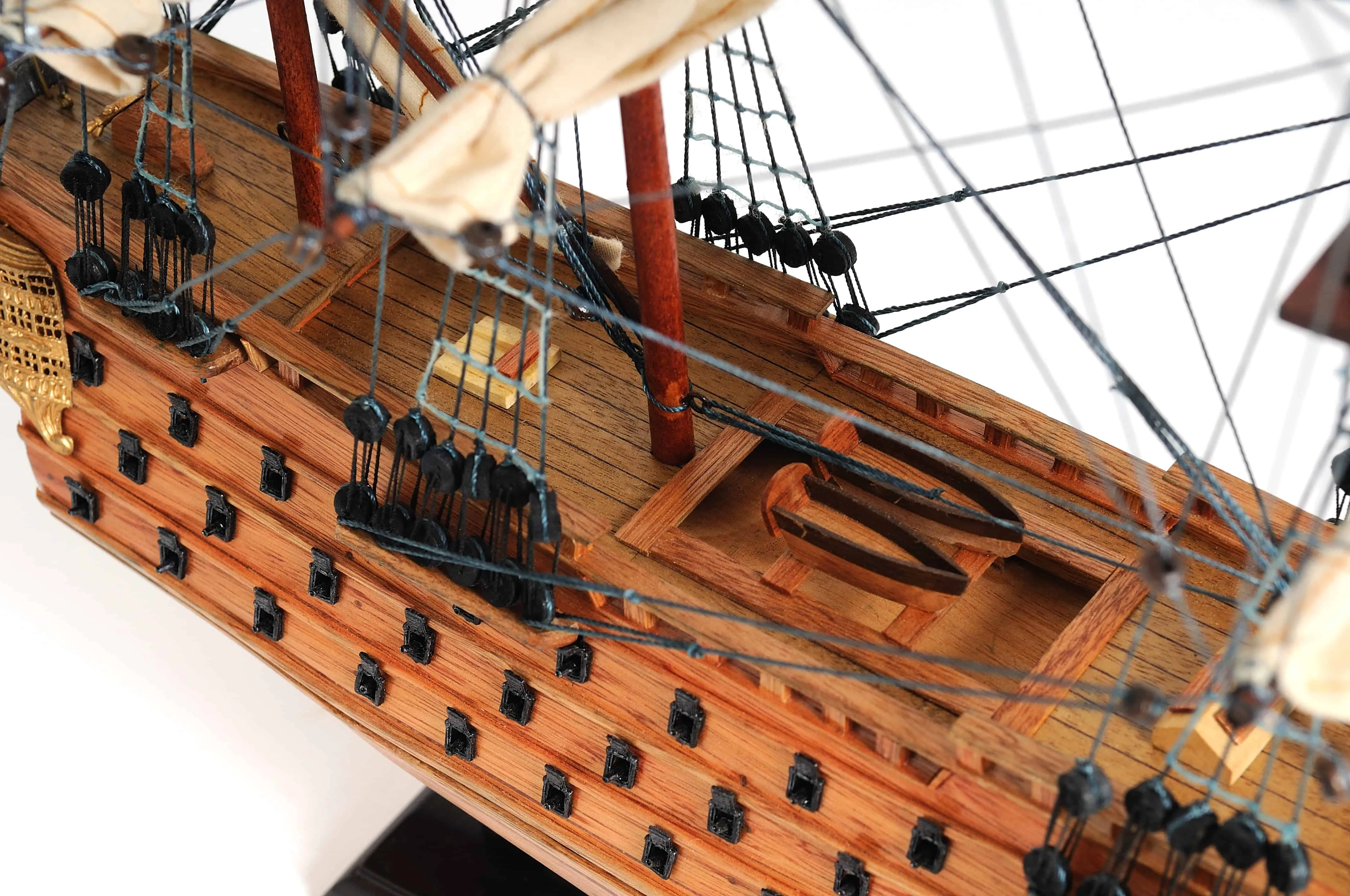 HMS Victory Small Tallship Wood Model Sailboat Assembled