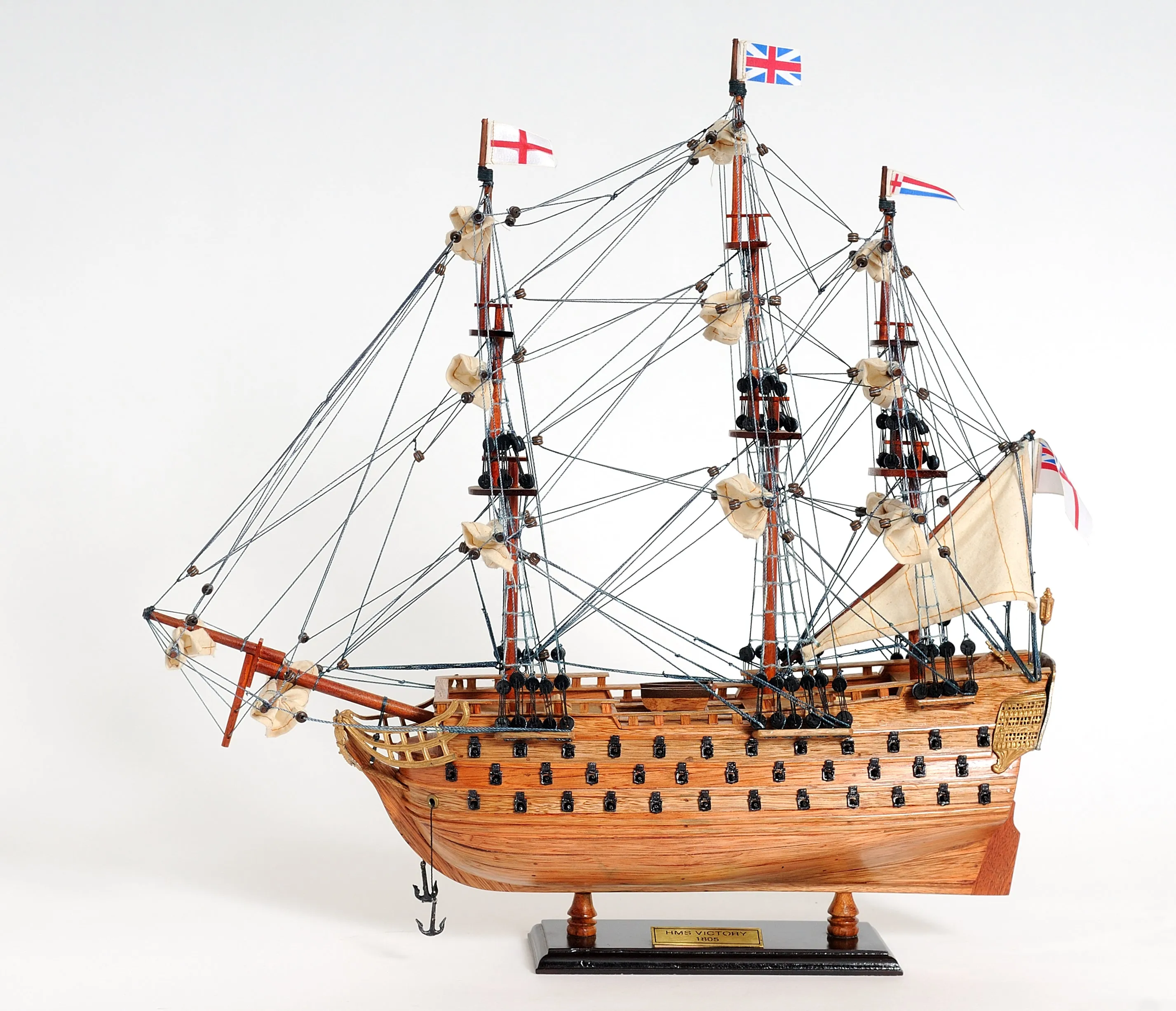 HMS Victory Small Tallship Wood Model Sailboat Assembled