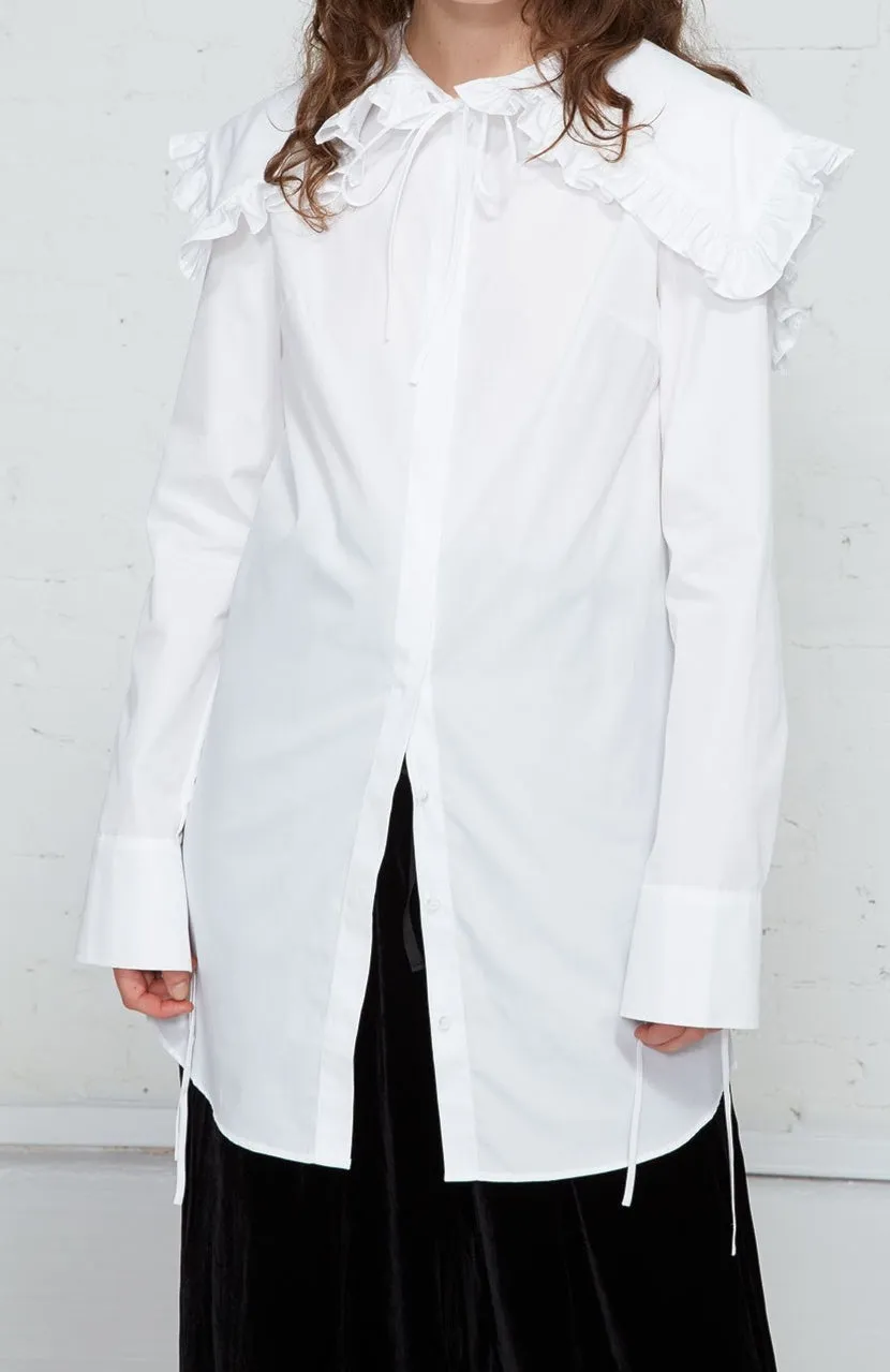 Mediavel Poplin Shirt / Dramatic Ruffled Cape Collar