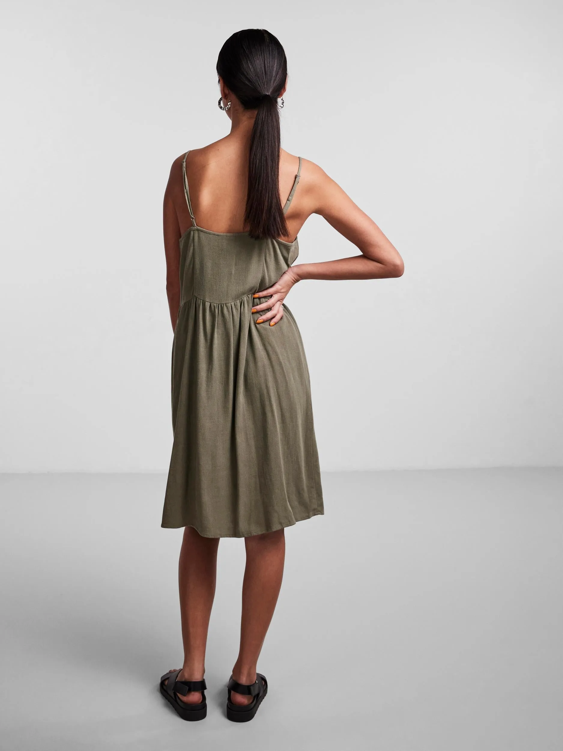 Vinsty Linen Slip Dress - Deep Lichen